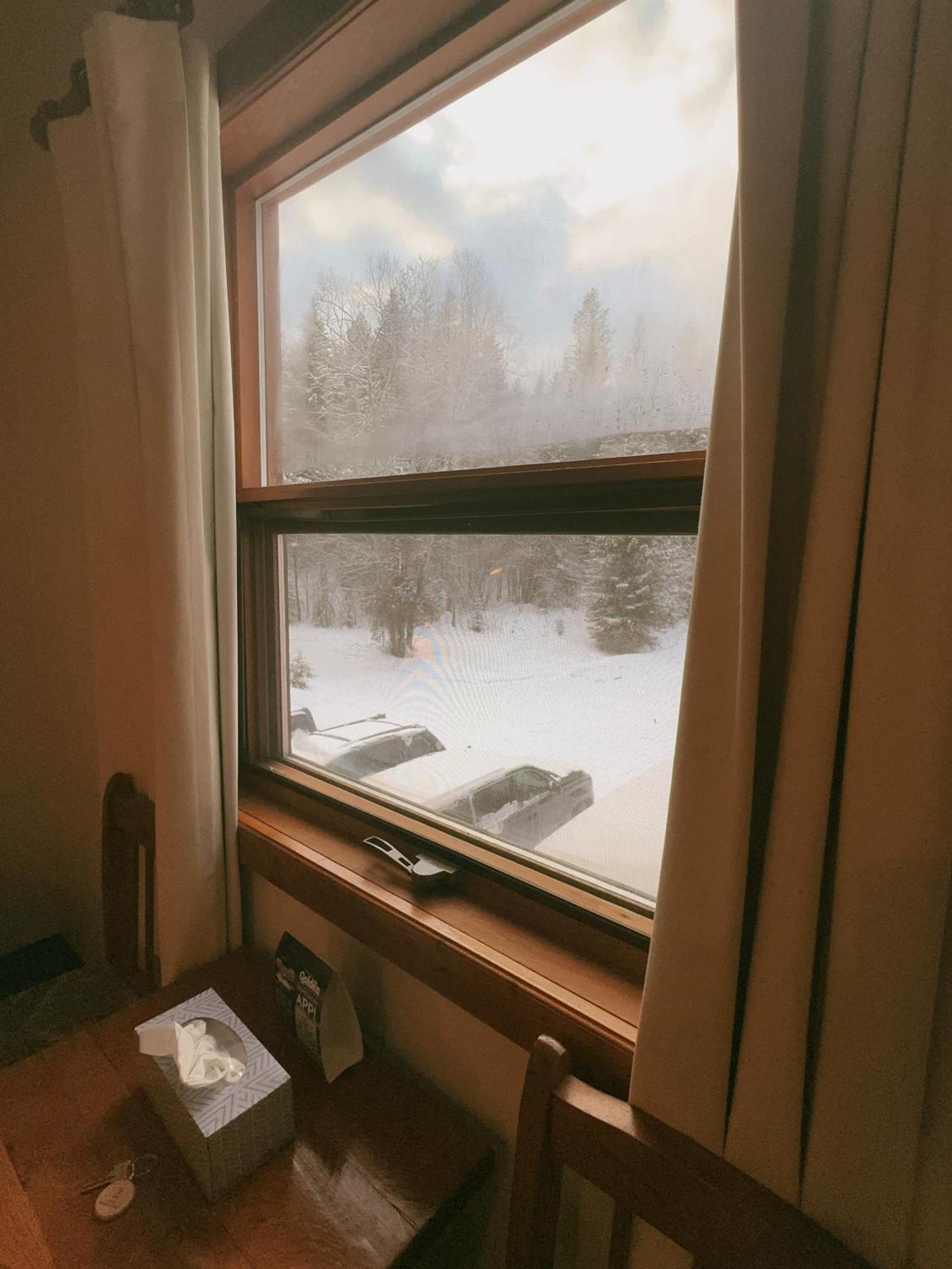 Alpine Meadows Lodge Golden Exterior foto